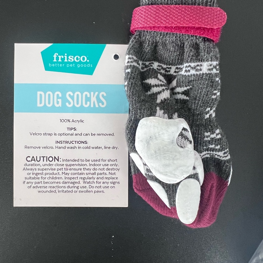 Frisco Dog Socks with velcro strap set of 4